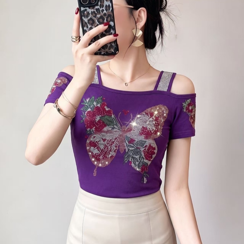 ストリートウェアブランド バタフライ オフショルダー レディ - Streetwear Brand With Butterfly のレビューと価格
